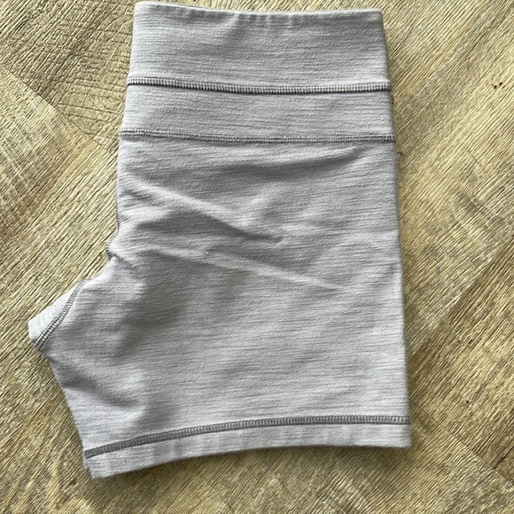 Lululemon grey shorts space dye - Picture 2 of 8